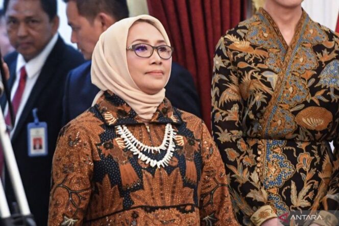 
 Menteri PPPA Menuai Kritik Pasca Usul Gerbong Perempuan KRL Pindah ke Tengah Buntut Tragedi Bekasi