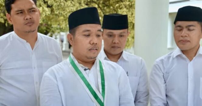 
 DPP Mahasantri Bela Jenderal Dudung