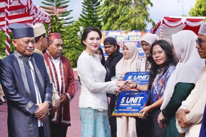 
 Hardiknas 2026, Pemprov Malut Guyur Rp10 Juta untuk Siswa Juara Internasional
