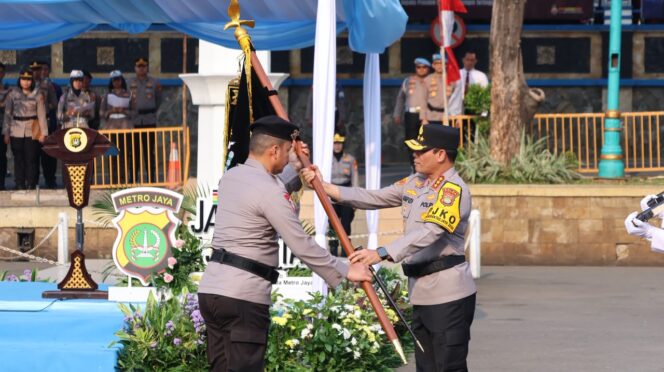 
 Kapolda Metro Jaya Terima Nugraha Sakanti, Ajak Jajaran Jadikan Penghargaan sebagai Kompas Pengabdian