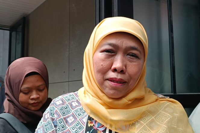 
 Polemik Bantuan Dana Pilgub Jatim, Khofifah Terancam Dilaporkan ke APH